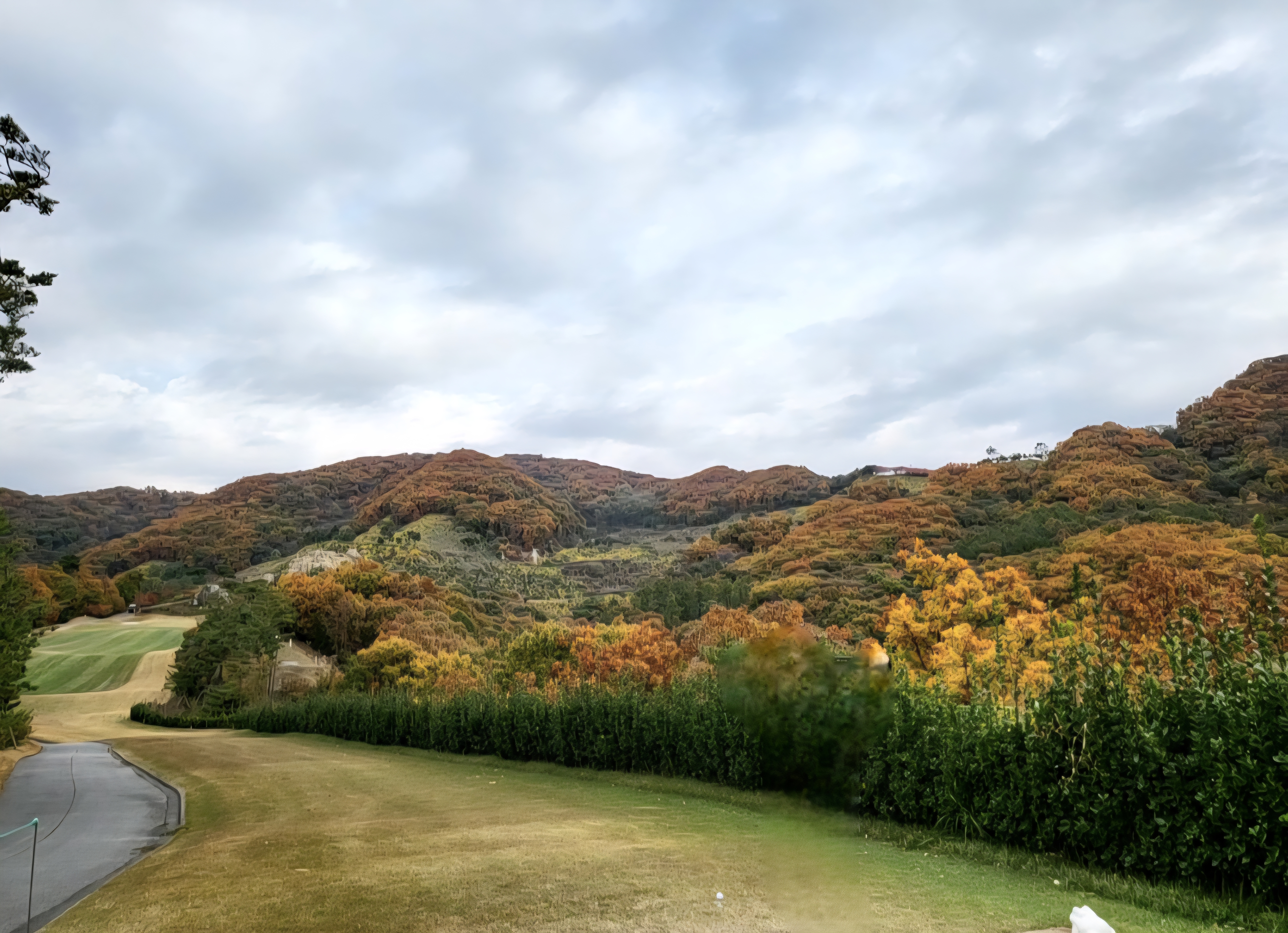 가을단풍이 돋보이는 로제비앙CC