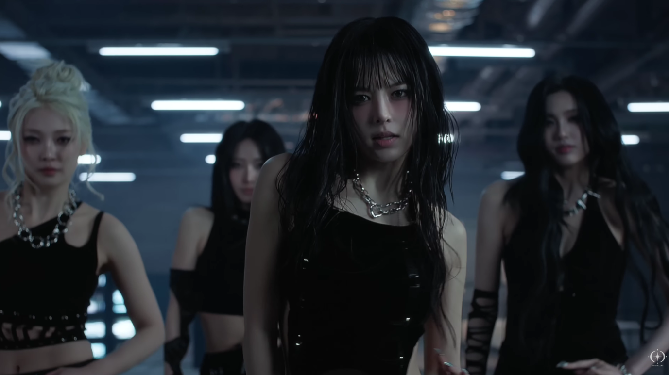 에버글로우(EVERGLOW) CODE