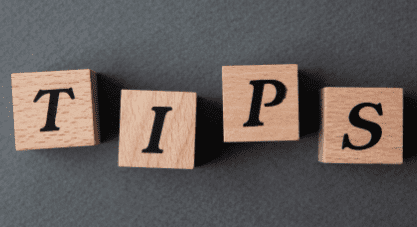 나무 블럭이 모여, TIPS 단어를 만듦