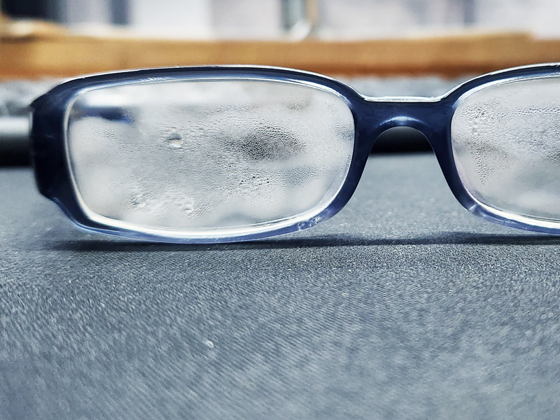 습기찬안경