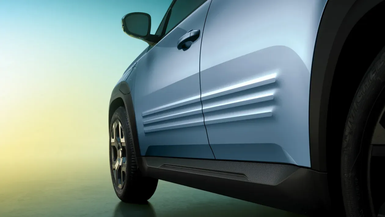 르노 4 E-Tech 플레인 쉬드 이미지