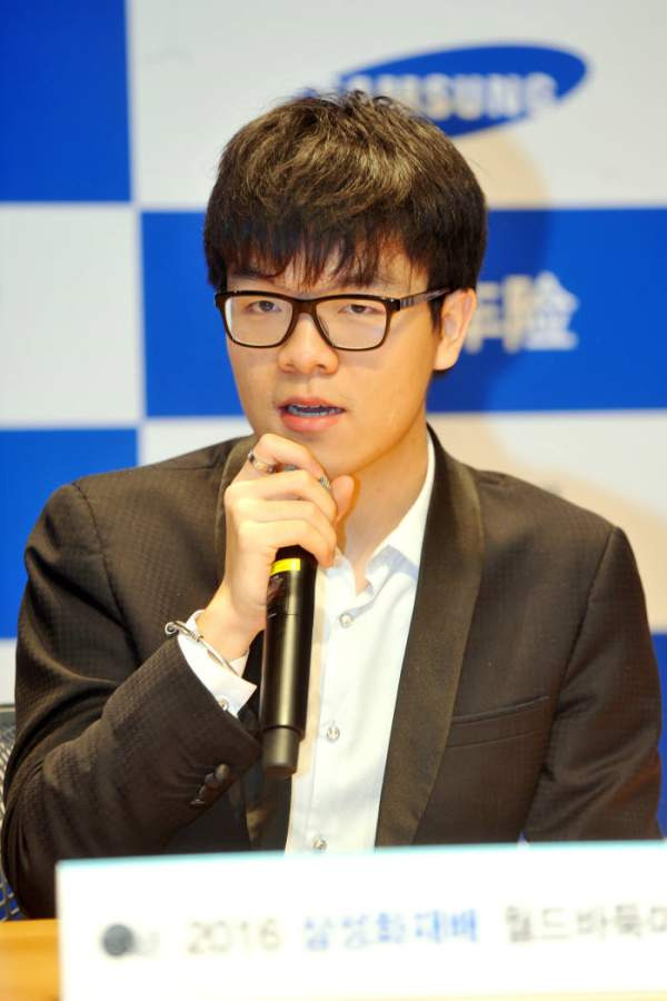 커제 9단 나이 프로필 고향 상금, LG배 기권 논란과 칭화대 졸업 및 최근 근황 완벽 분석