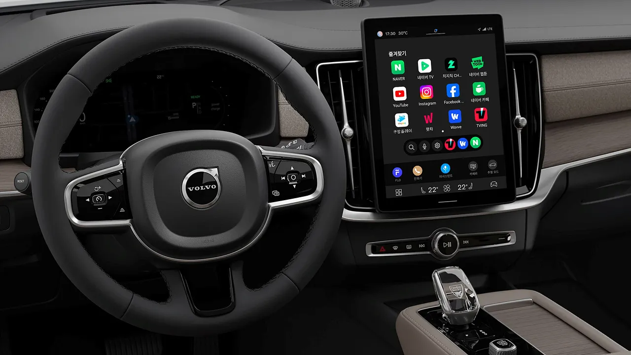 볼보 S90 차량 이미지