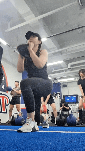 와이벨 플라이오 런지 펄스 앤 펀치 언더그립 동작 설명 / ybell plyo lunge pulse + punch under grip