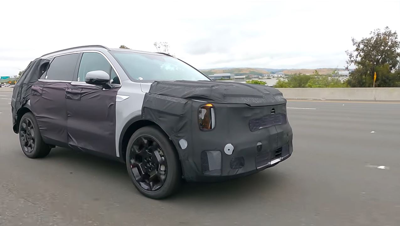 기아 '쏘렌토 페이스리프트' 위장막 테스트카