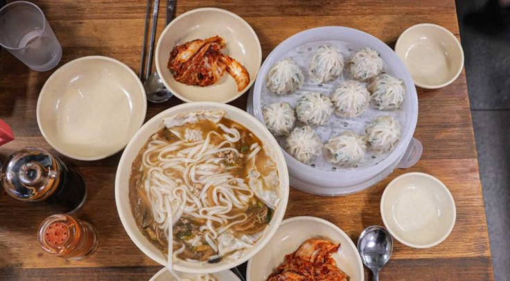 명동교자 본점 대표 메뉴
