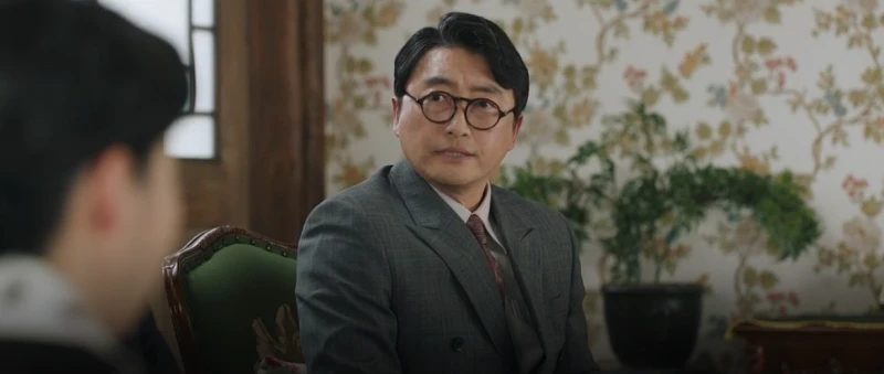 정년이에서 권영섭 역을 맡은 전세종