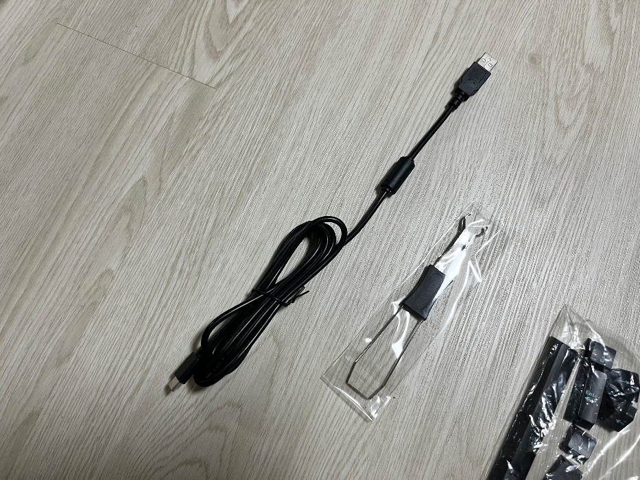 C type 충전기 및 키보드 해체기