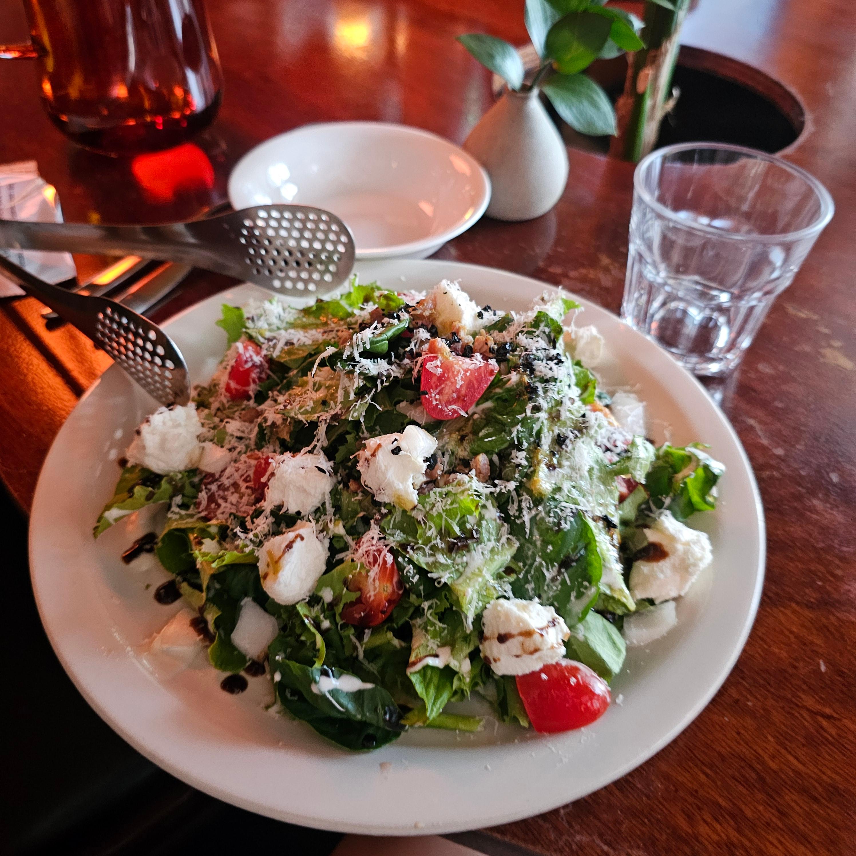 리코타 치즈 샐러드