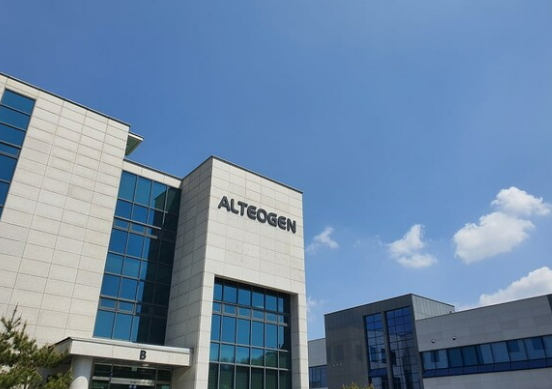 알테오젠주가 코스피 이전 앞두고 '제2 전성기' 맞이하나?