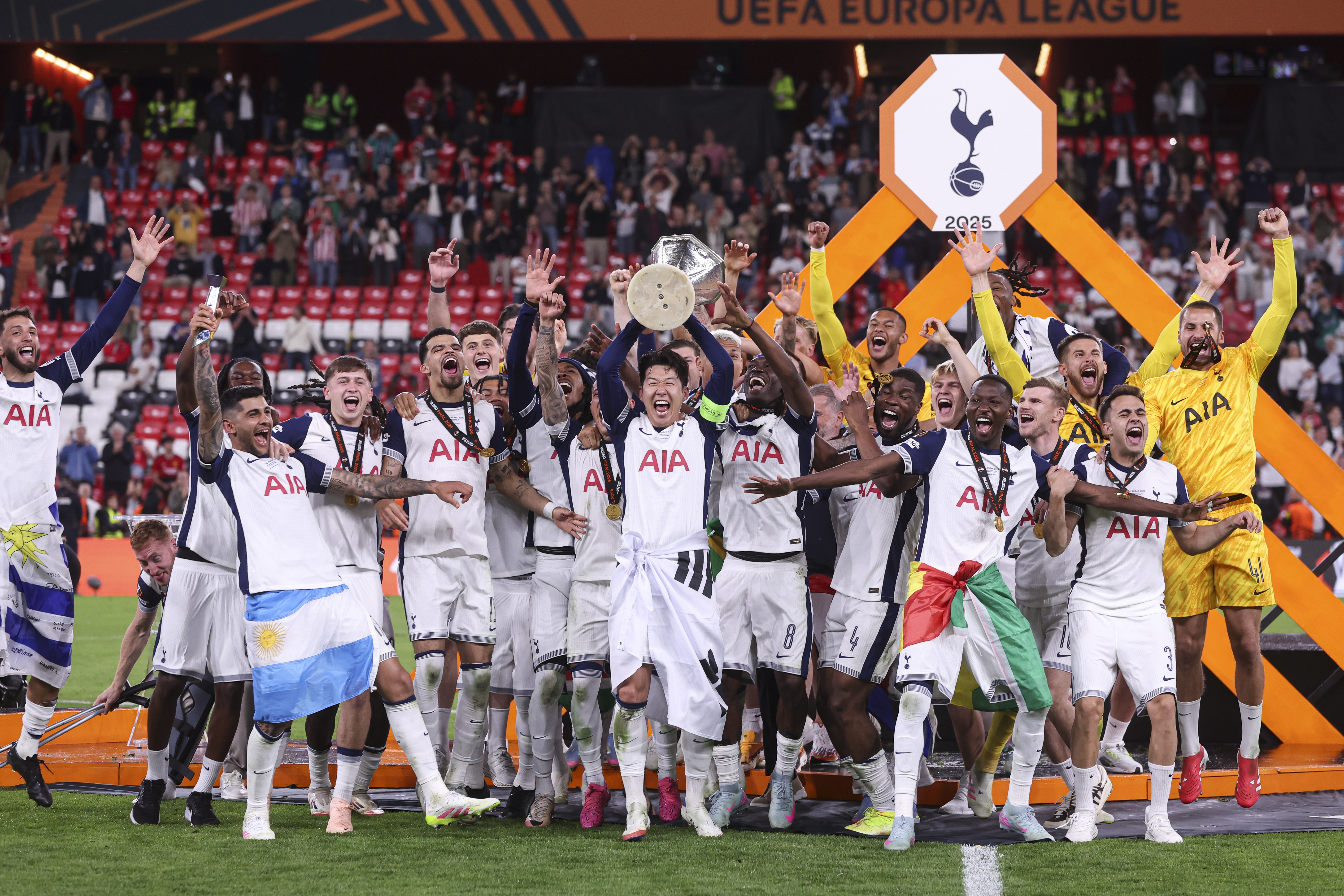 손흥민 유로파리그 우승