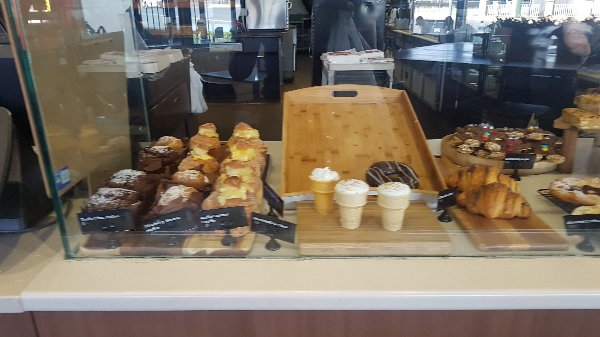 호주 더보의 미트파이 맛집