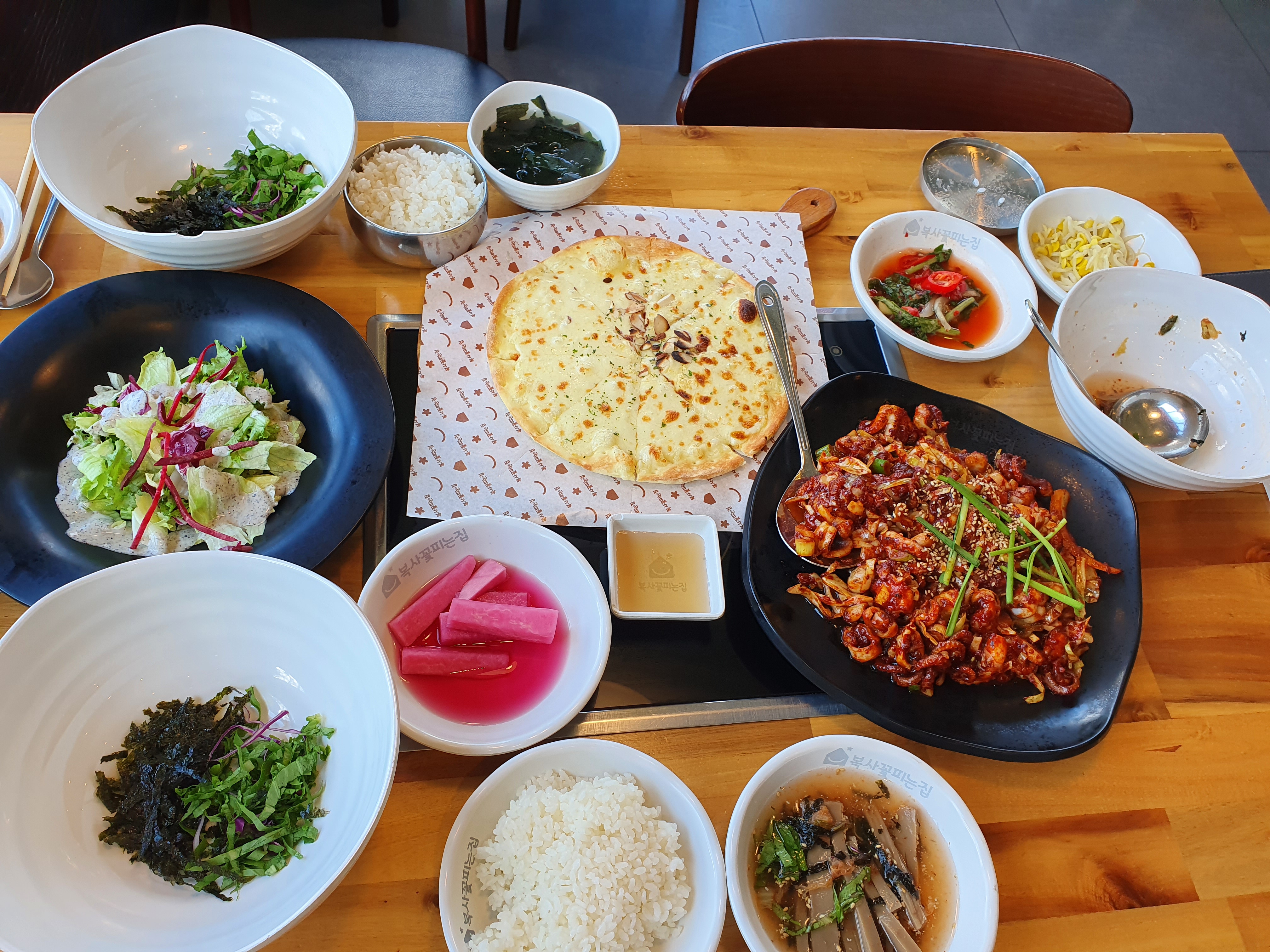 학하동 맛집 복사꽃피는집 쭈꾸미세트 2인 고르곤졸라 피자 포함