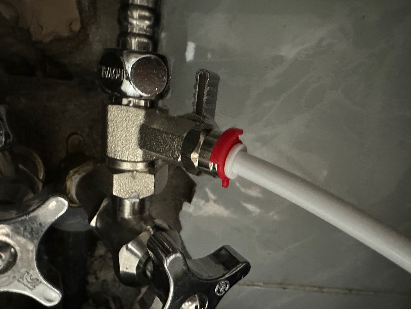 정수필터 잠그는 방법