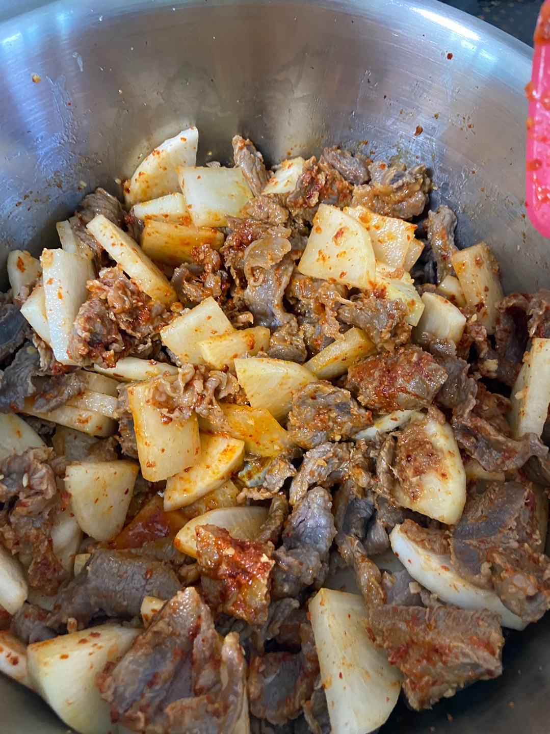 얼큰소고기장터국 스지요리