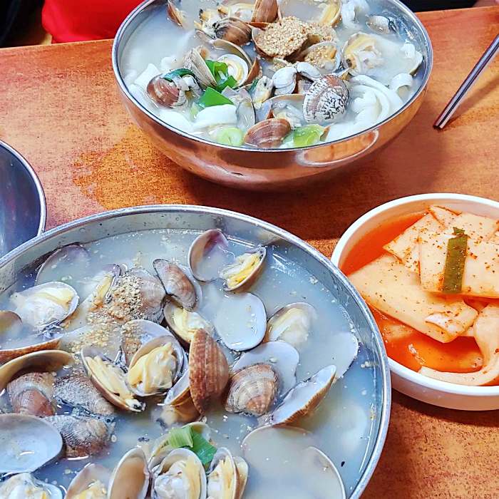 이만기 동네한바퀴 충남 태안 바지락칼국수 맛집