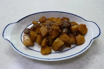 감자조림 맛있게 만드는법에 대해 반찬레시피_19