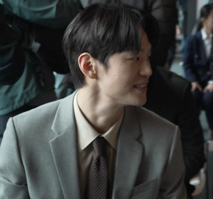 에스콰이어 뜻 출연진 몇부작 OTT