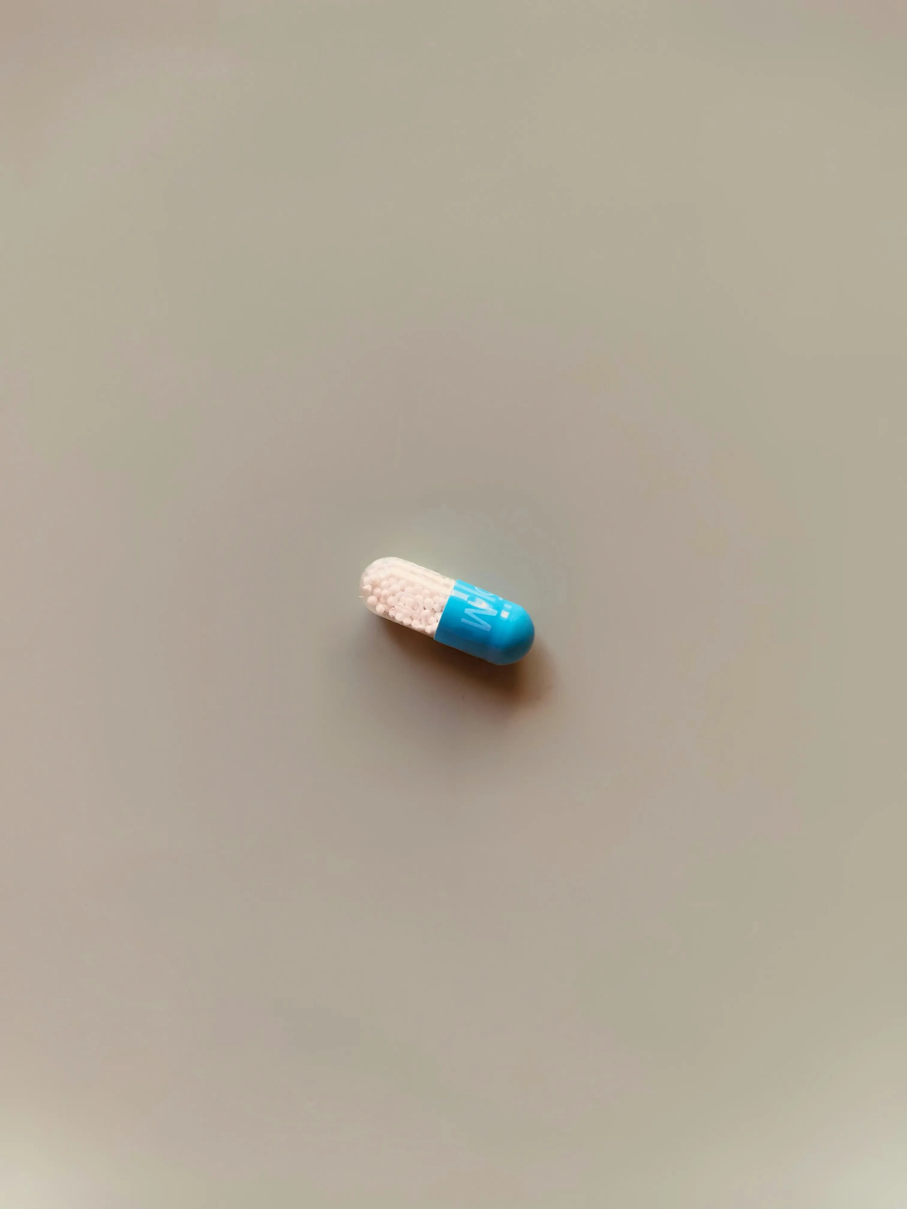 글루코사민의효능-글루코사인-무릎-관절염-관절건강-관절영양제-콘드로이친