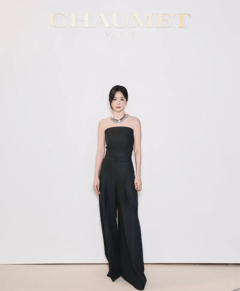 송혜교 쇼메, 송혜교 화보, 송혜교 보그, 송혜교 주얼리, 송혜교 목걸이, 쇼메, 쇼메 앰버서더, 쇼메 주얼리, 쇼메 목걸이, 비 마이 러브, 쇼메 비 마이 러브, 조세핀 컬렉션, 하이주얼리 브랜드, 프랑스 명품 주얼리, 쇼메 가격, 쇼메 예물, 명품 예물 추천, 쇼메 후기, 쇼메 실착, 셀럽 주얼리, 송혜교 착용, 쇼메 예약구매, 명품 주얼리 추천, 하이주얼리 착용컷, 비마이러브 실착, 쇼메 조세핀