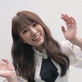 아이즈원 야부키나코 아이즈원 야부키나코