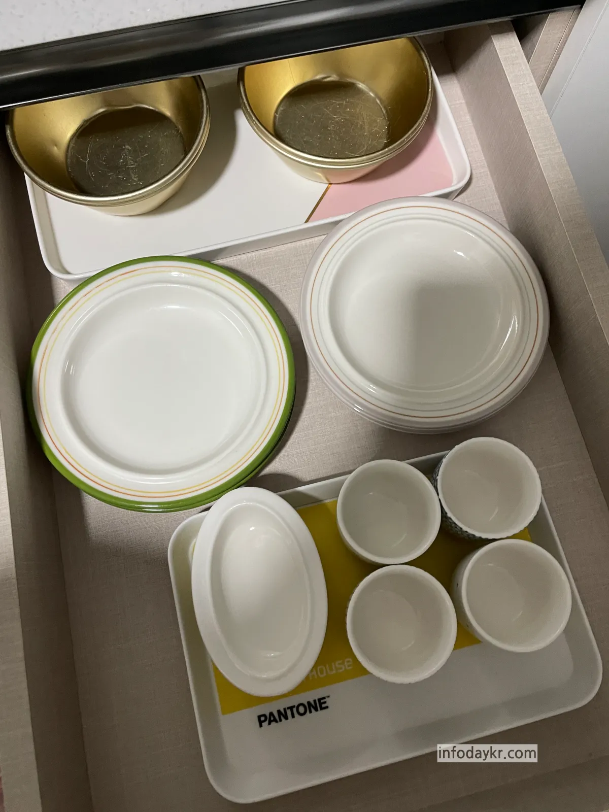 너의하루-식기류2