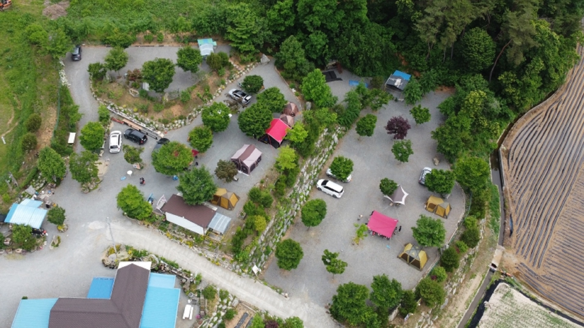 영월군 힐스톤 캠핑장 예약 바로가기