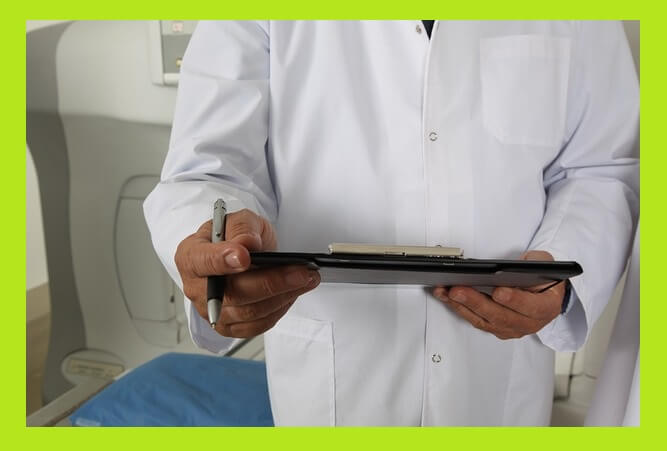 얼굴-알레르기-의사-진료