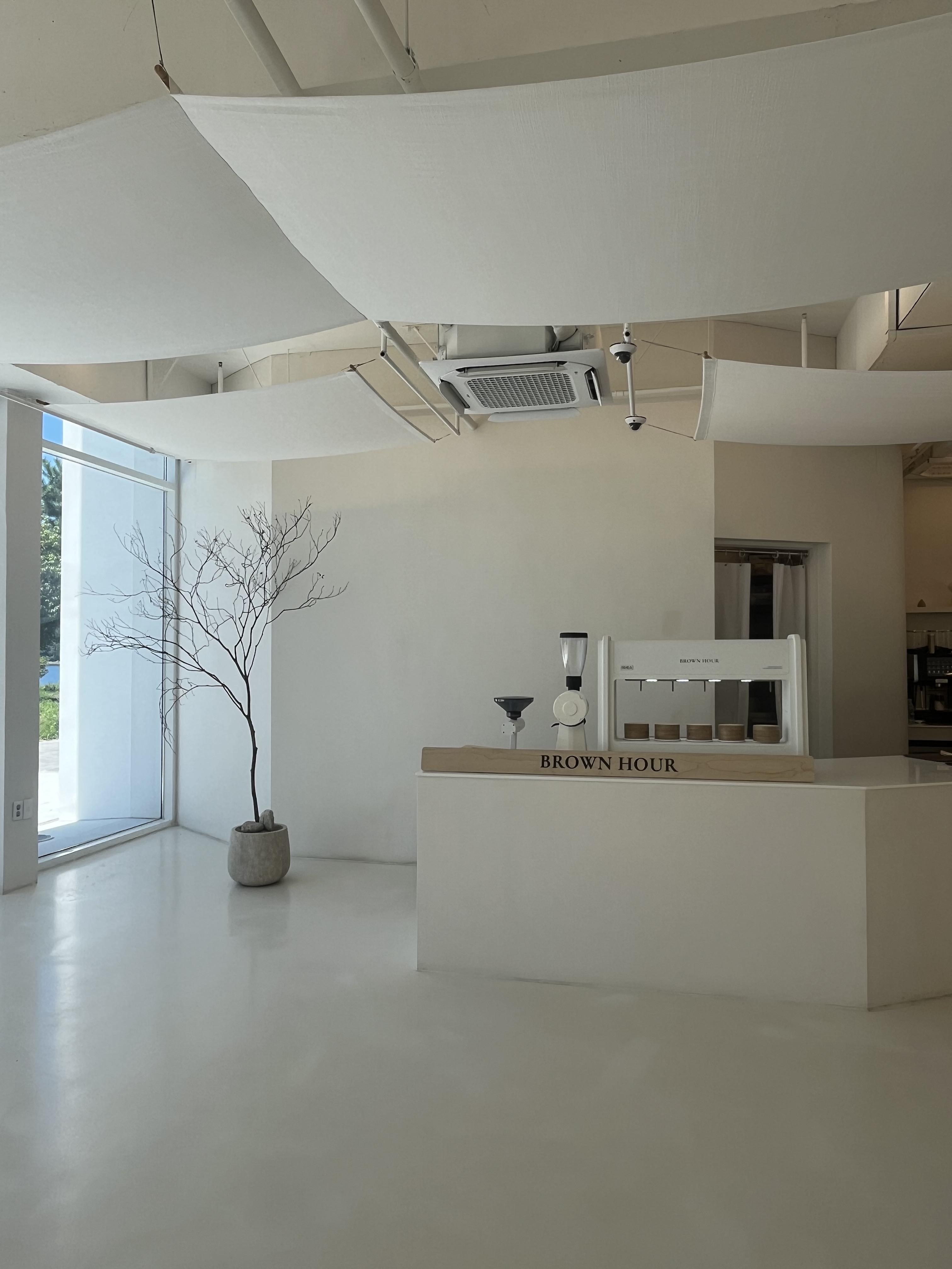 여수 브라운아워 커피점