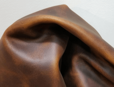 오일 풀업 말가죽 원단 사진