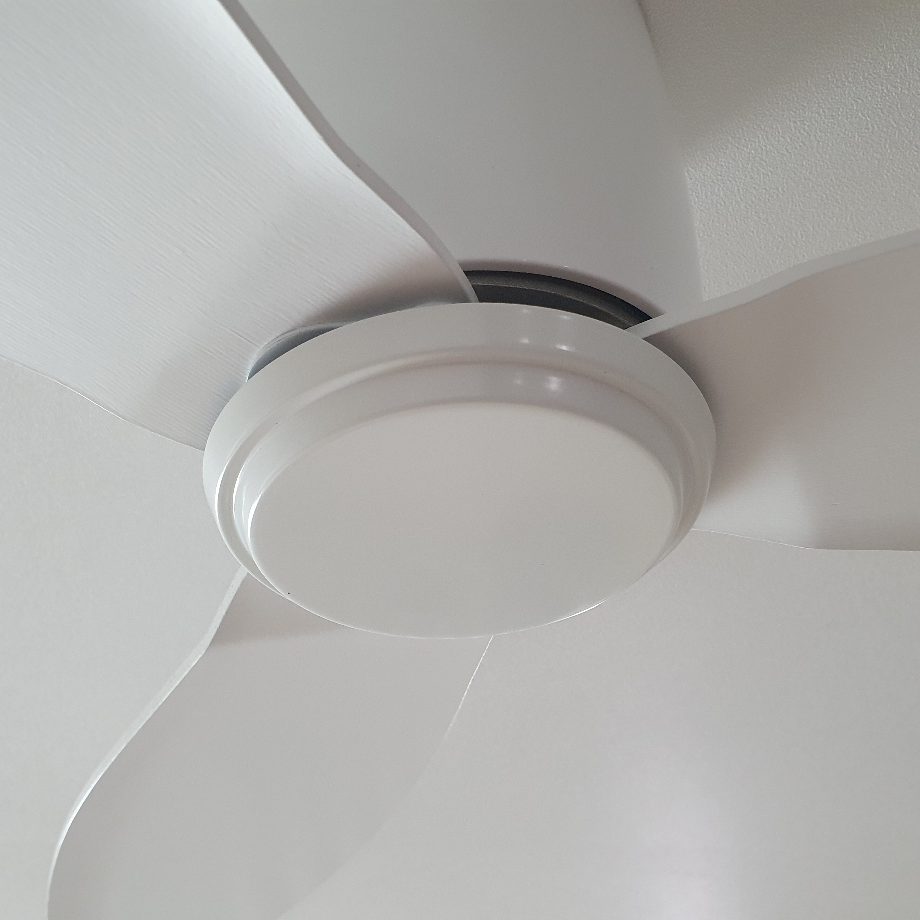 소음이 없는 천장 실링팬