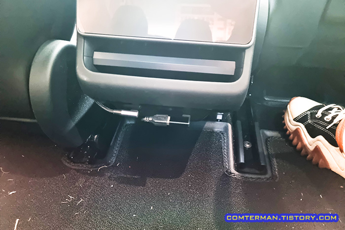 테슬라 모델3 하이랜드 뒷좌석 공조기