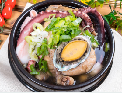 낙지 해물 삼계탕 사진