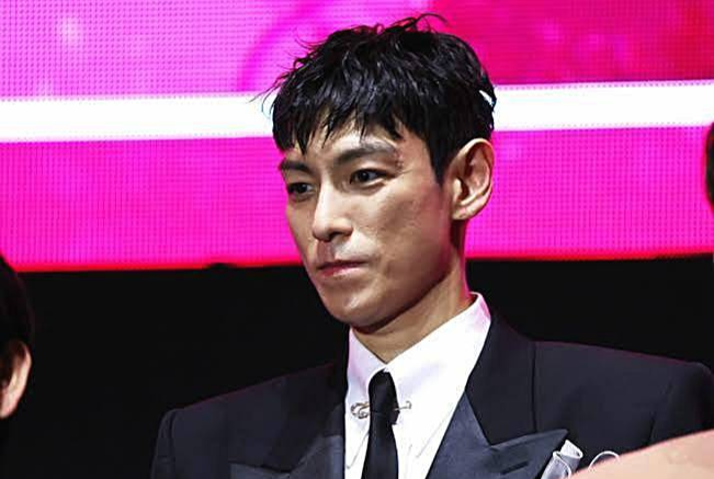 탑
