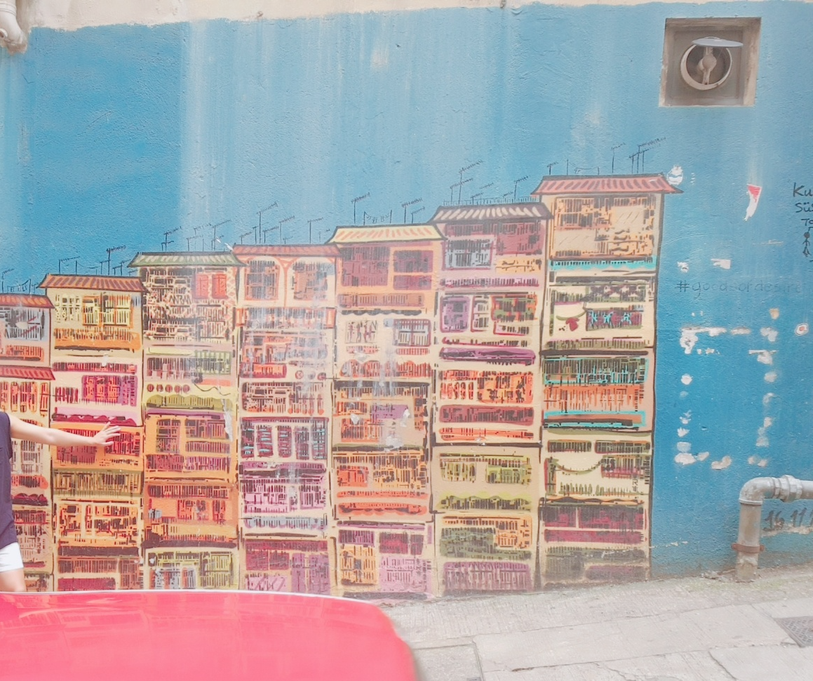 홍콩 소호 거리의 덩라우벽화