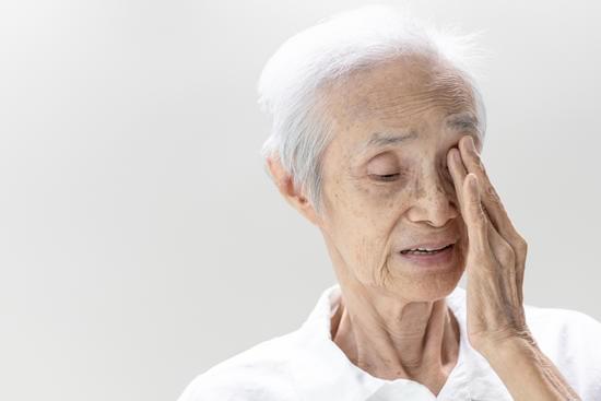 백내장 &amp; 황반변성 – 노화로 인한 시력 저하 예방