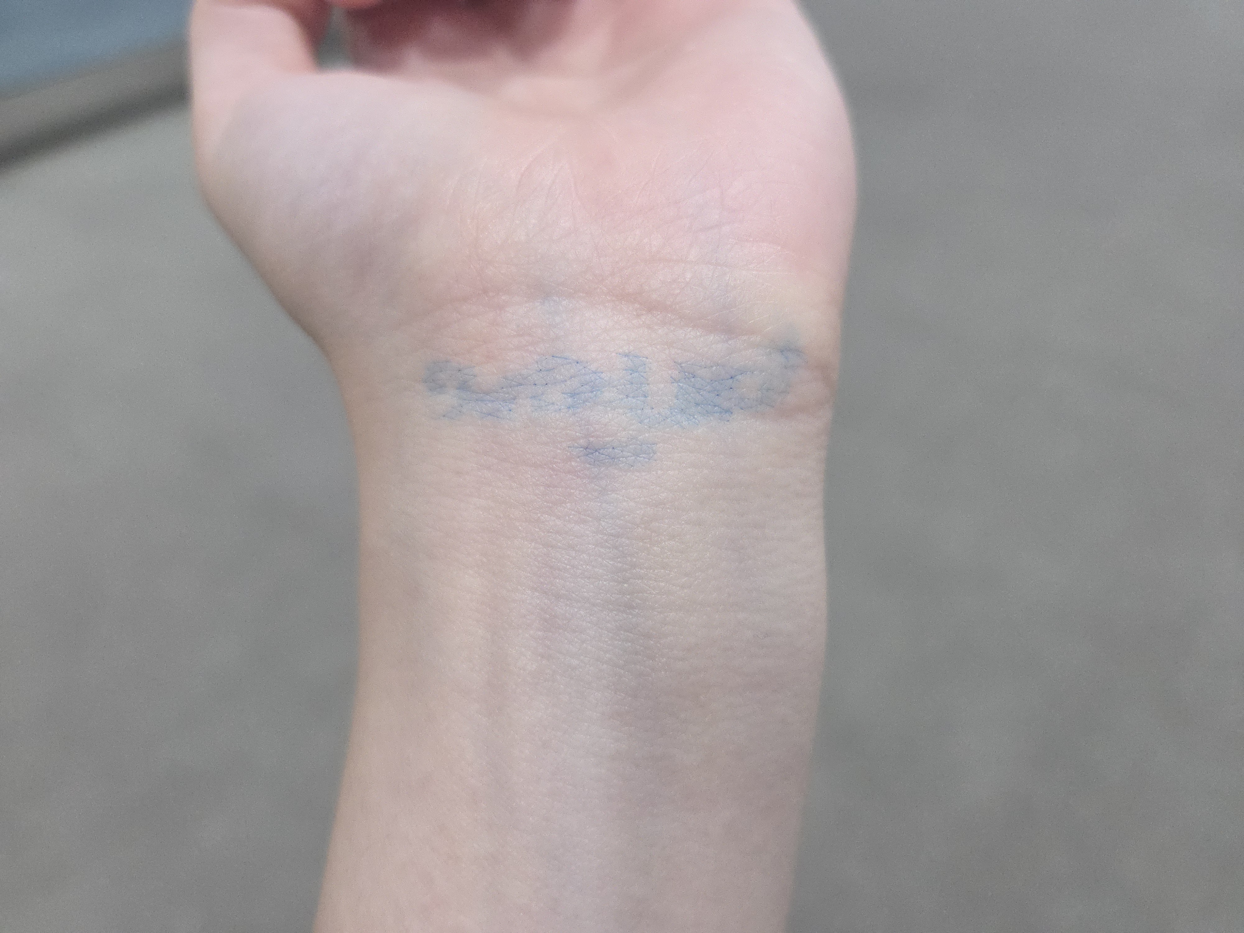 2025년 닷닷닷6 입장 도장