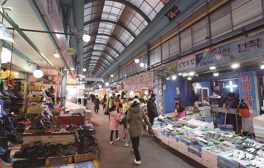 2025 송도해변축제 완벽정리! 도심에서 만나는 인공해변과 환상 공연 총정리&rdquo;
