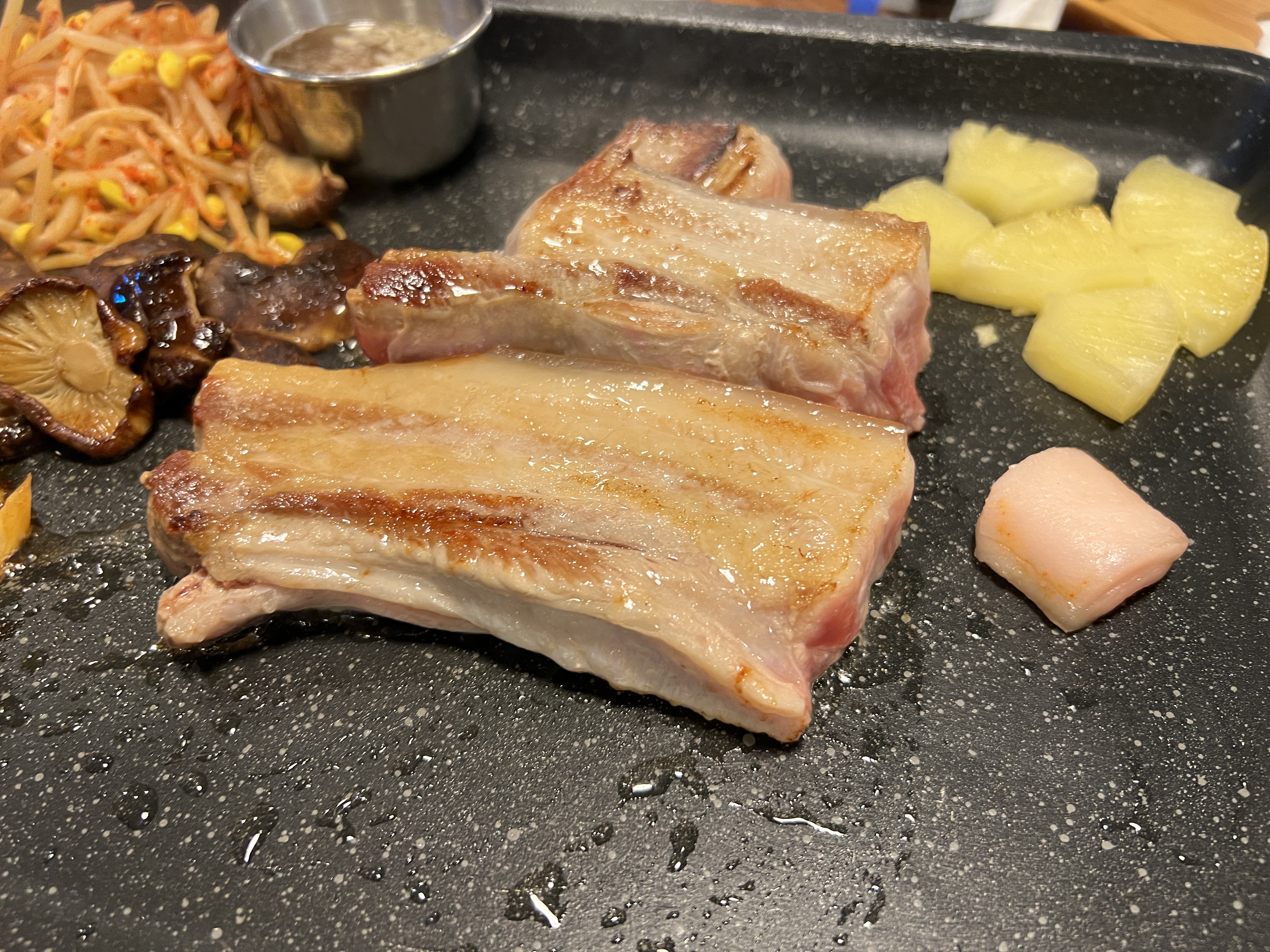 제주 동문시장 흑돼지맛집