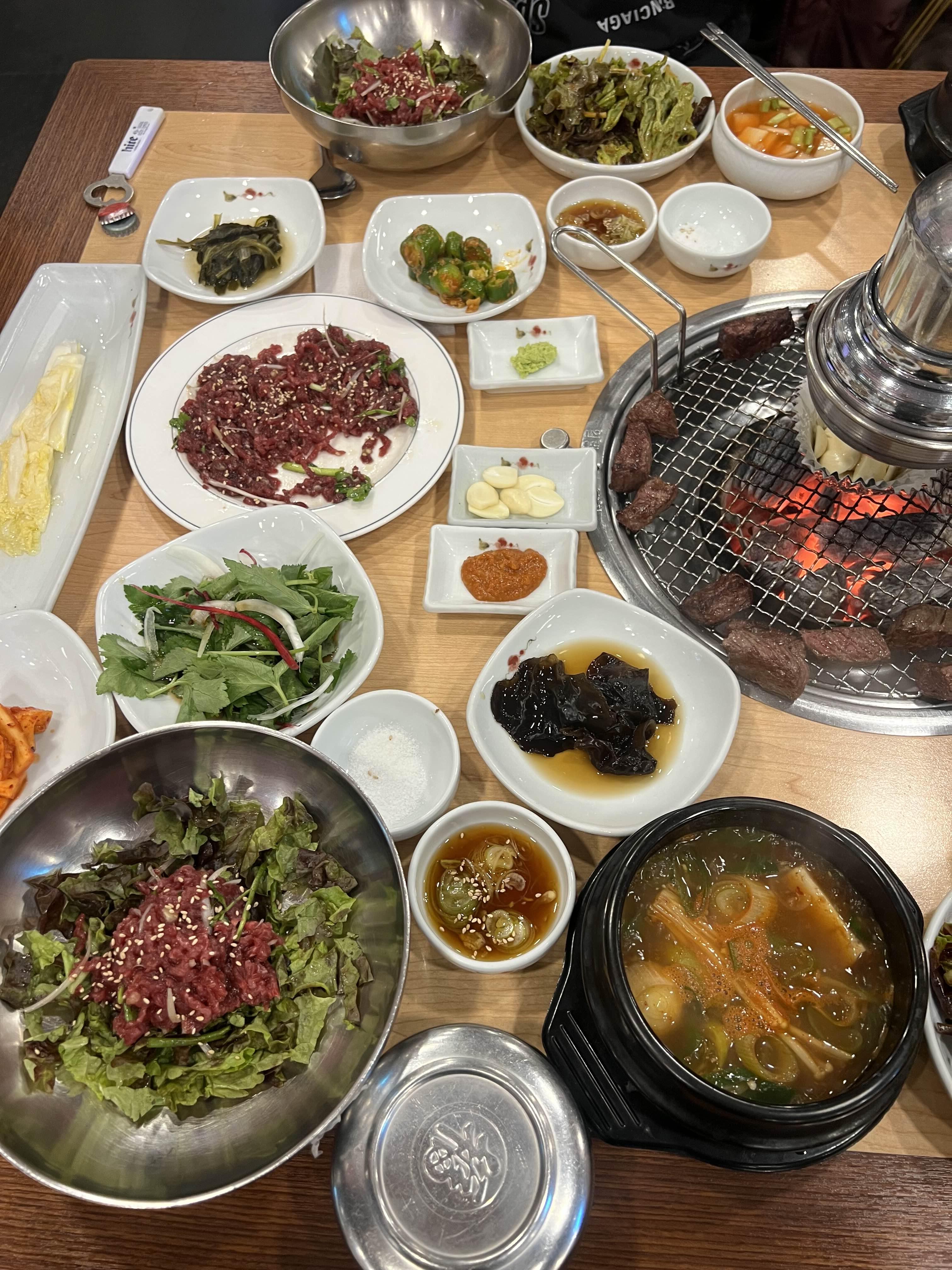 영천영화 육회 한상차림