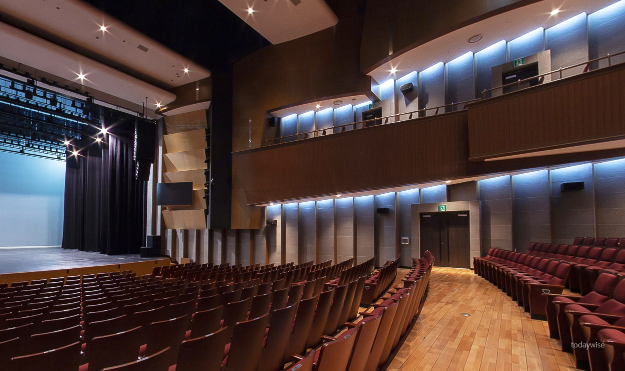 용인포은아트홀 A블록에서 우측을 바라본 공연장 전경