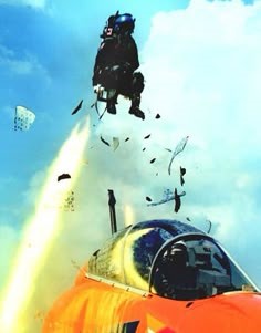 전투기가-갑자기-사고로-조종사가-비상탈출하는-모습