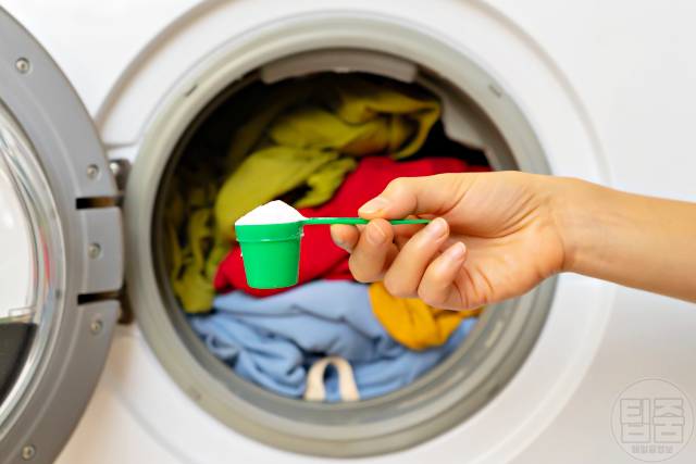 누런옷하얗게하는방법 베이킹소다활용법 세탁꿀팁