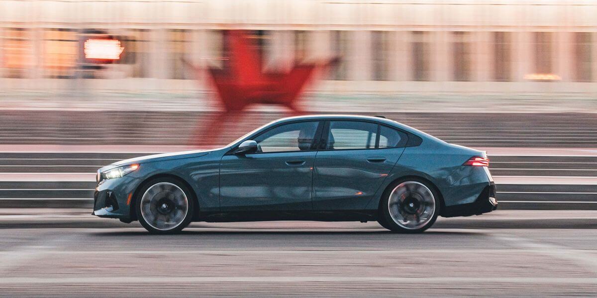 2025 BMW 5시리즈 포토