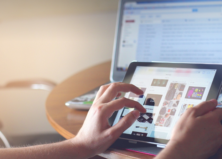 청소년의 디지털 중독: 원인과 해결 방안