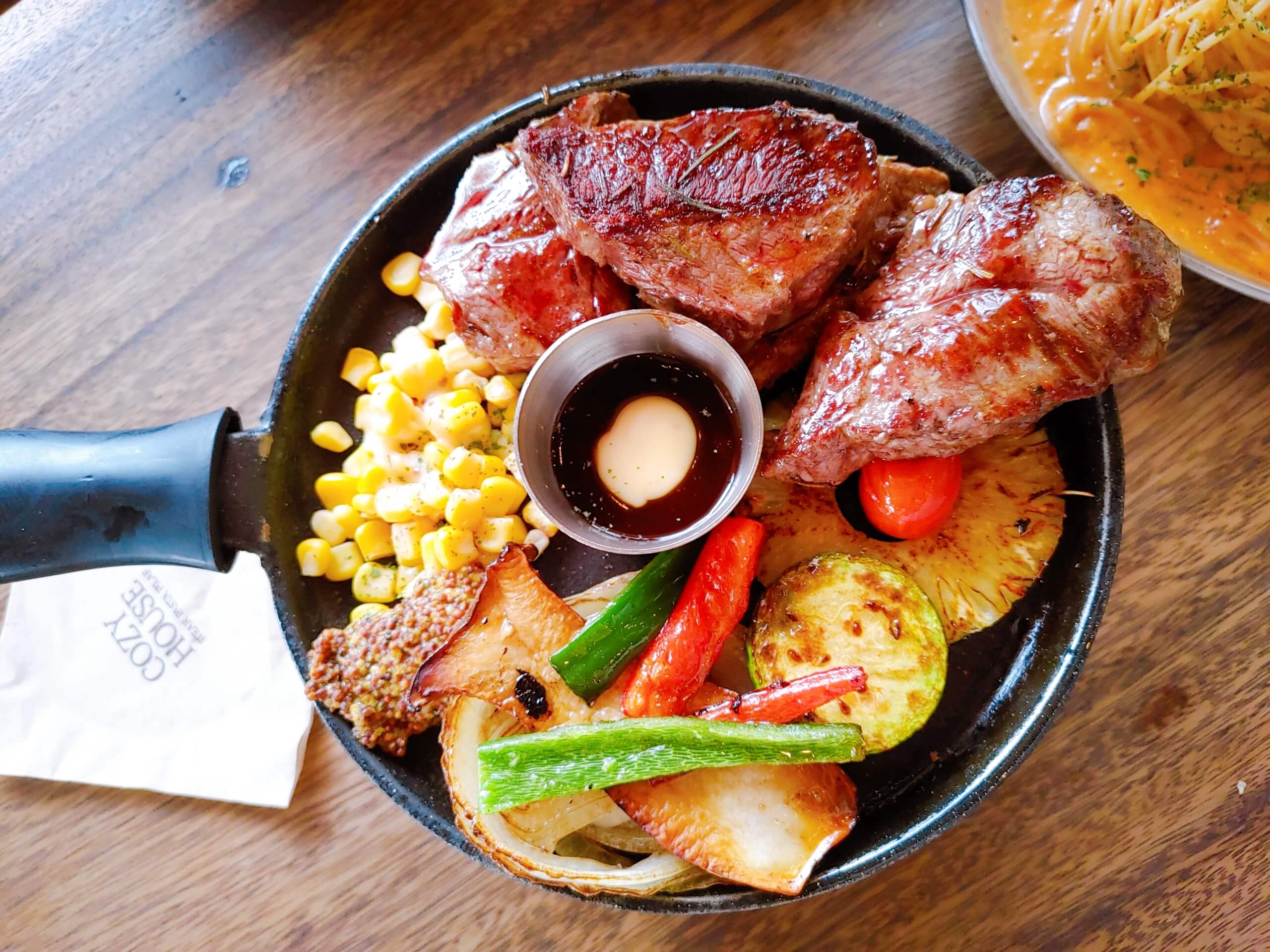 김해-코지하우스-더블-스테이크