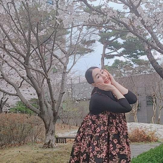 황신영