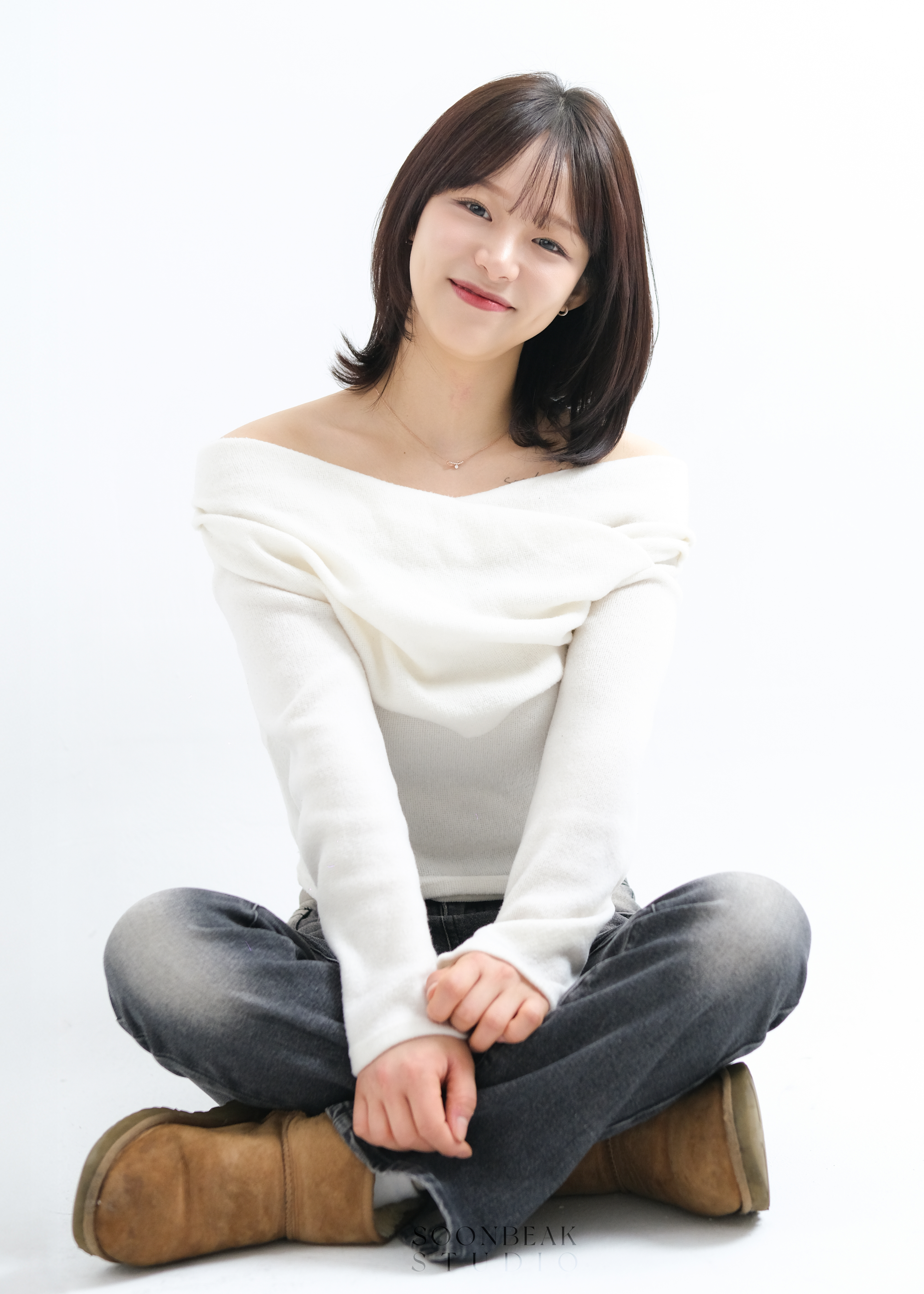 천안 프로필사진 순백스튜디오 — 신부동 사진관 프로필 촬영 3