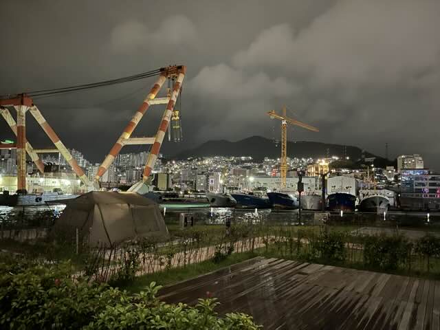 영도마리노캠핑장 영도시가지뷰입니다