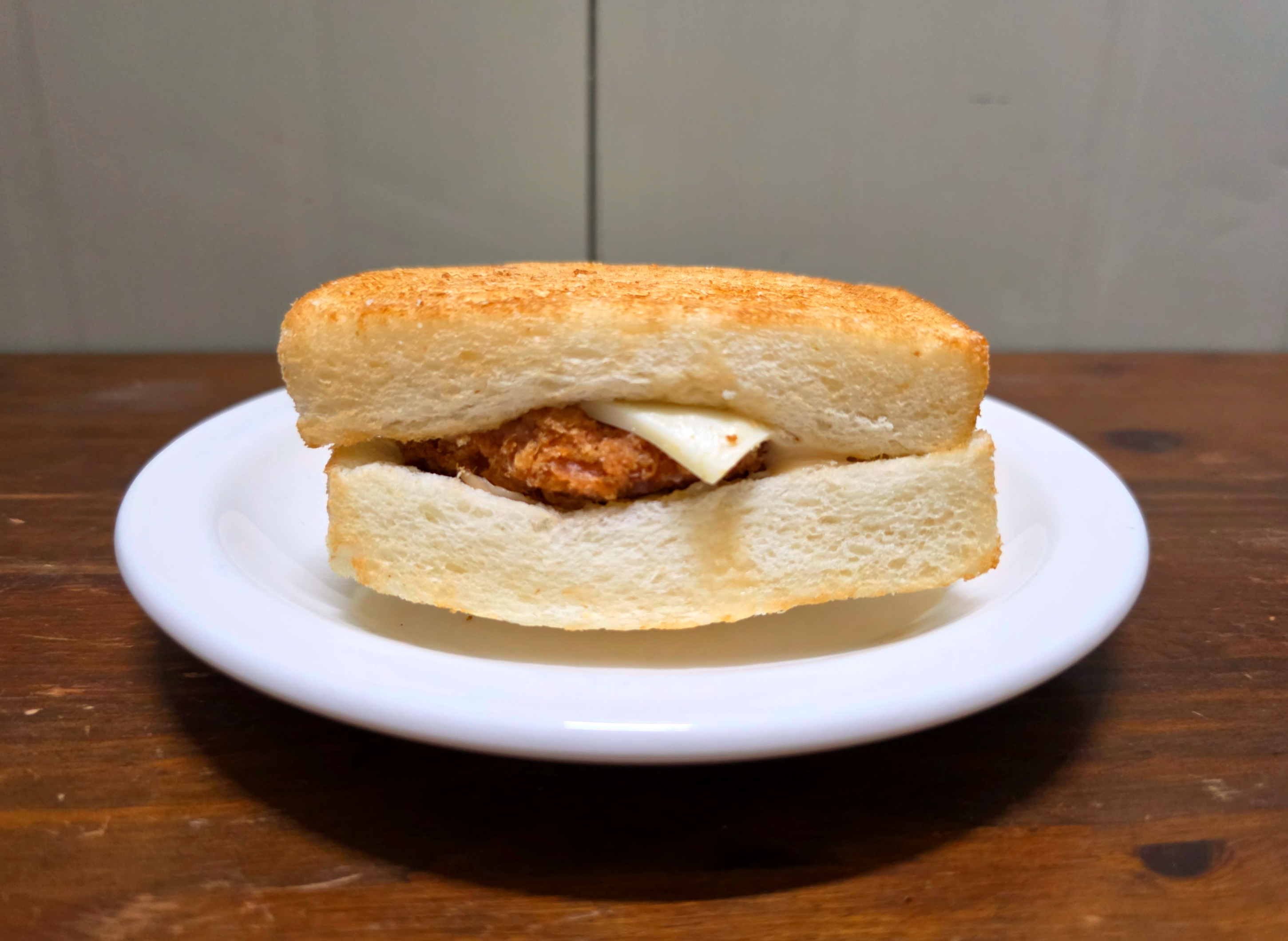 GS25혜자로운치킨식빵버거